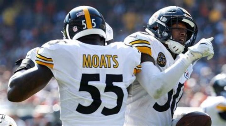 Pittsburgh Steelers LB Arthur Moats Has Donated A Significant Portion Of His NFL Earnings To Charity