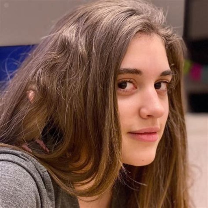 Rachel CraftyGirls Height, Weight, Age, Body Statistics