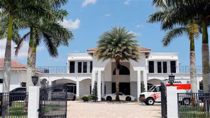 Rapper Sean Kingston And His Mother Arrested