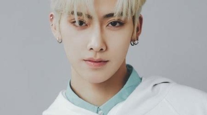 Ricky (Zerobaseone) Height, Weight, Age, Family, Parents, Facts