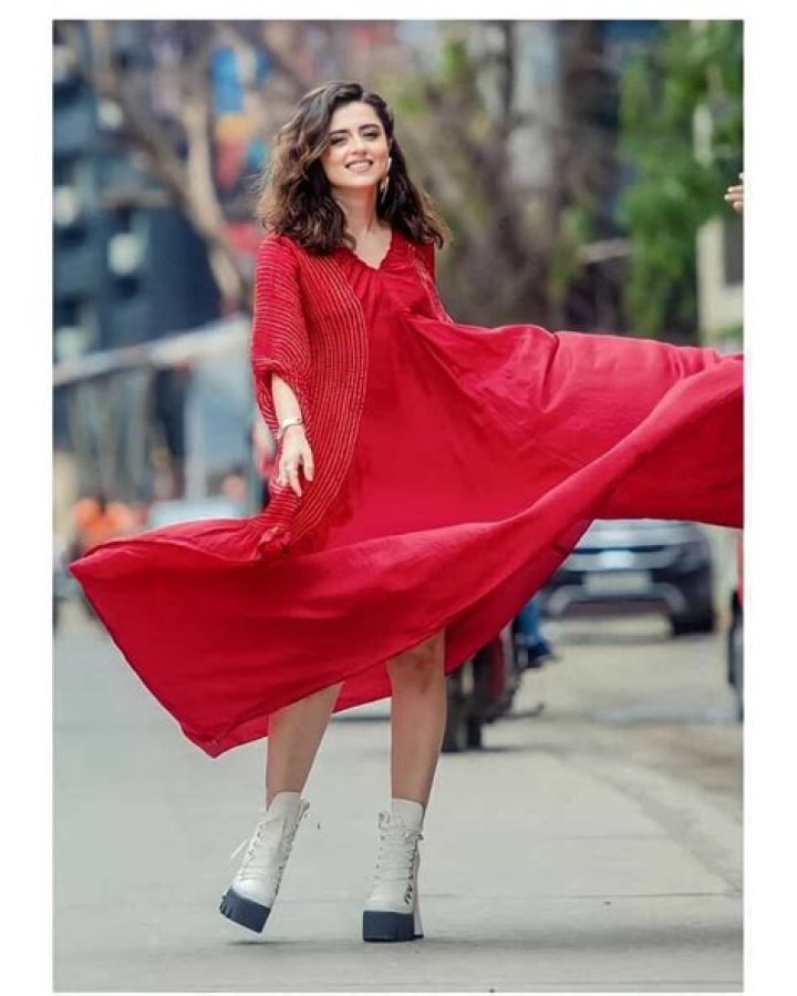 Ridhi Dogra Height, Weight, Age, Body Statistics