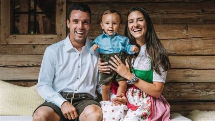 Roberto Bautista Agut Earnings and Net worth in 2020; Who is he Married to? Family, Wife, and Personal Life