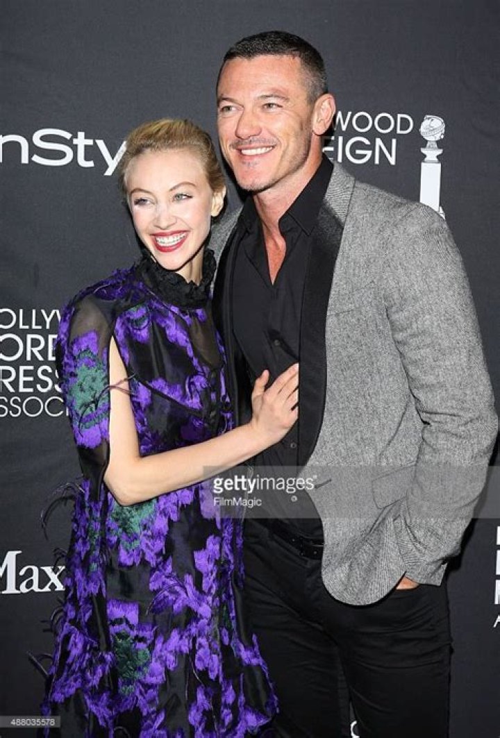 Sarah Gadon Height, Weight, Age, Boyfriend, Family, Facts, Biography