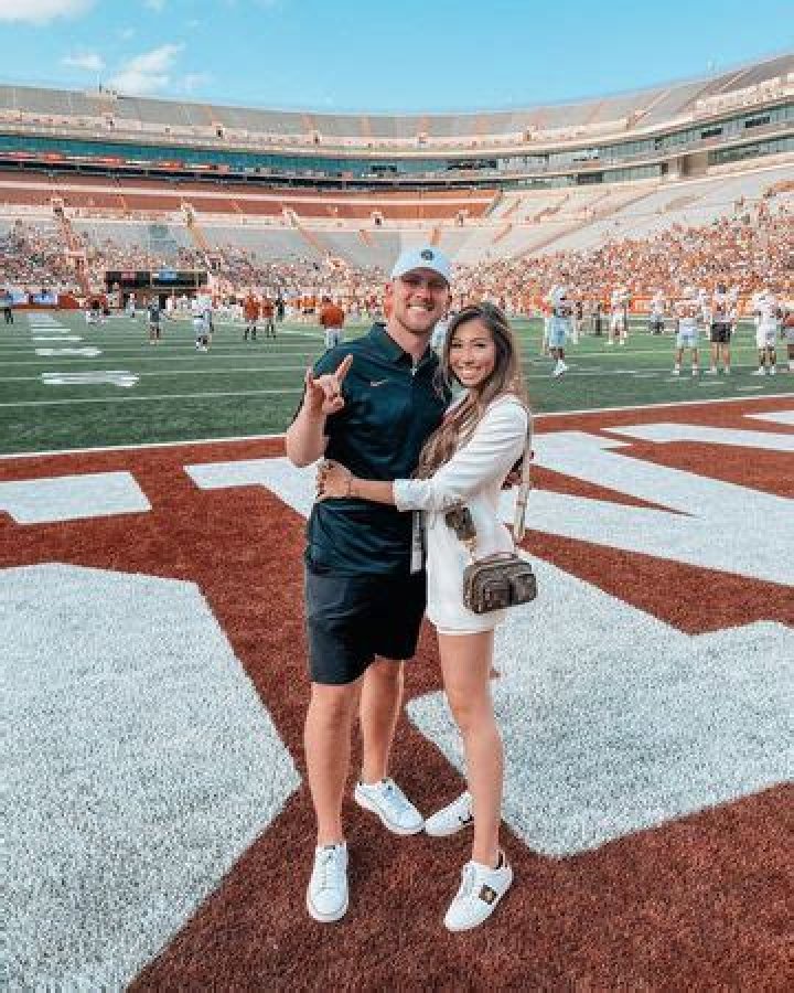 Shane Buechele Bio, Age, Height, Stats, NFL Draft, Salary, & Net Worth: Is He Married?
