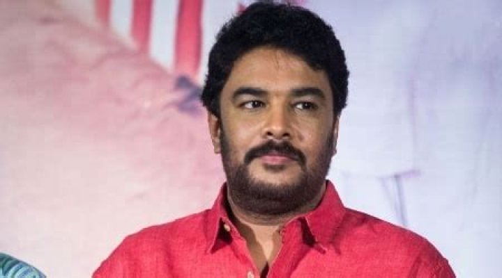 Sundar C. Height, Weight, Age, Spouse, Biography, Family, Facts