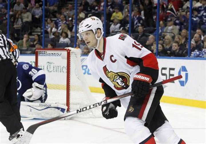 The Canadian professional ice hockey centre, Jason Spezza is marred to Jennifer Snell and holds a net worth over $45 million.