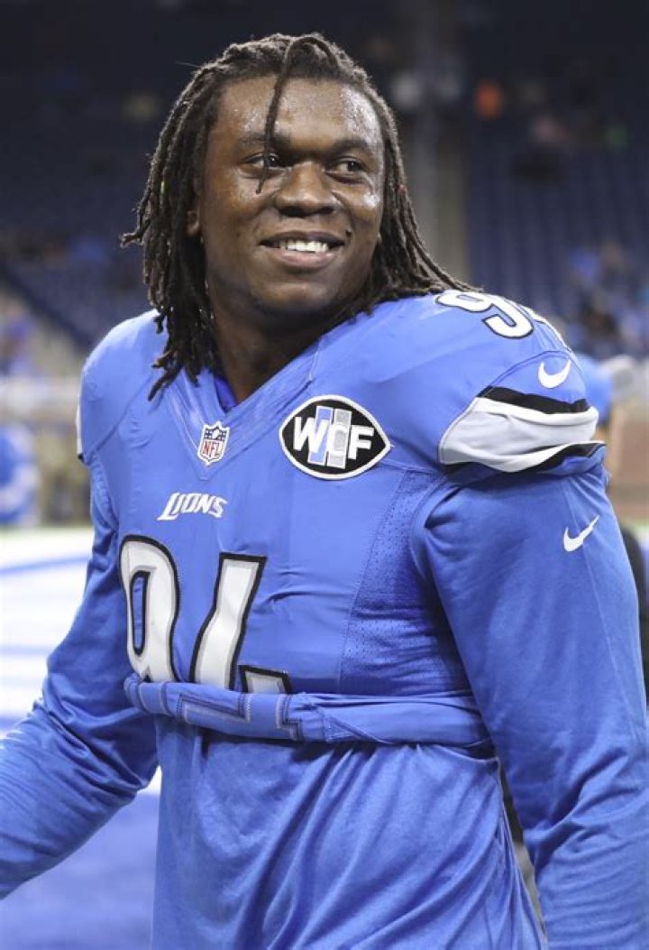 The Ghanaian-born American football player, Ezekiel Ansah has a net worth over $40 million.