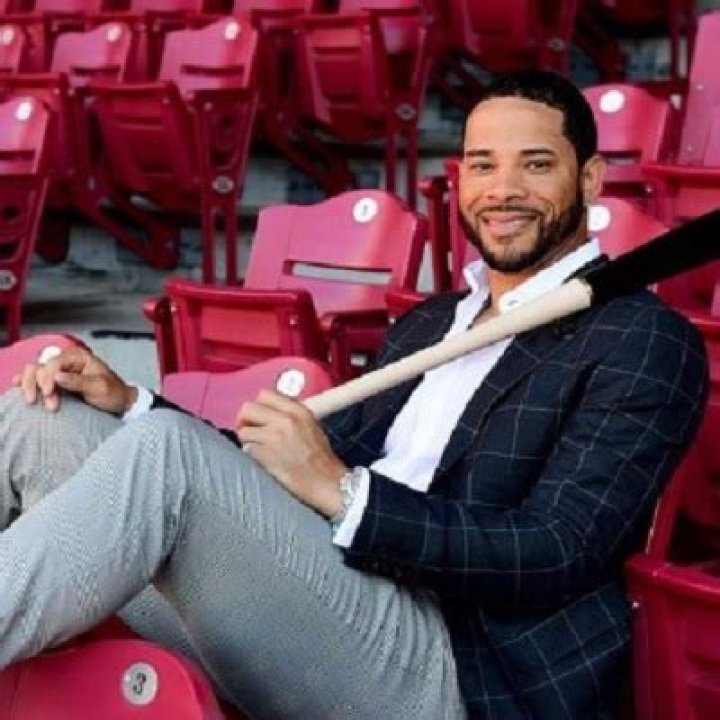 Tommy Milone Annual Salary in 2019; His Contracts and Net worth