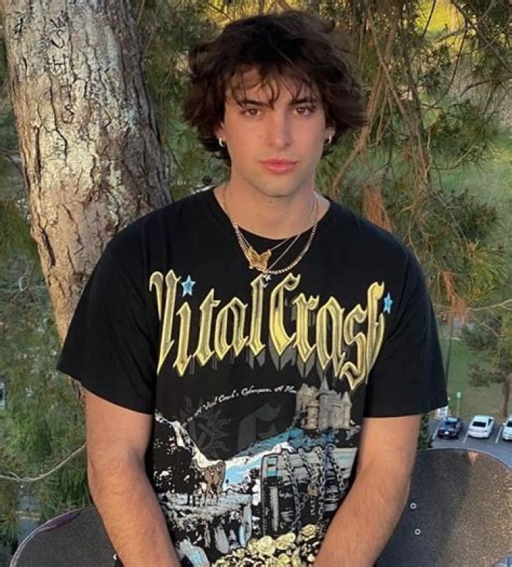 Troy Zarba (Zarbruh) Height, Weight, Age, Body Statistics