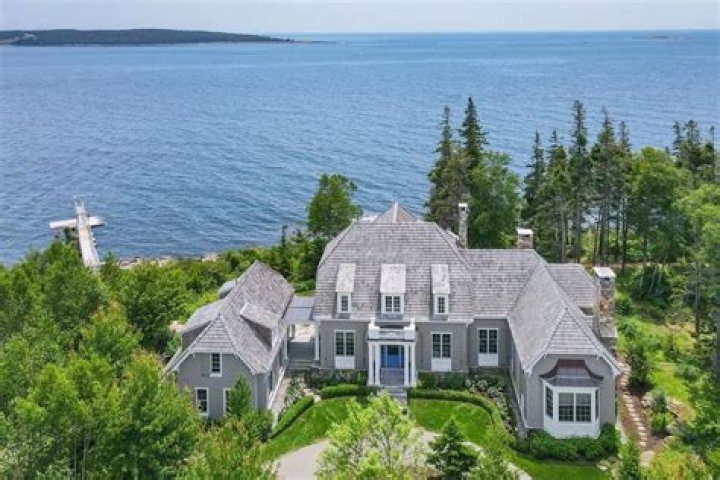 Ultra-Luxurious And Secluded Estate In Maine Can Be Yours For $9.5 Million