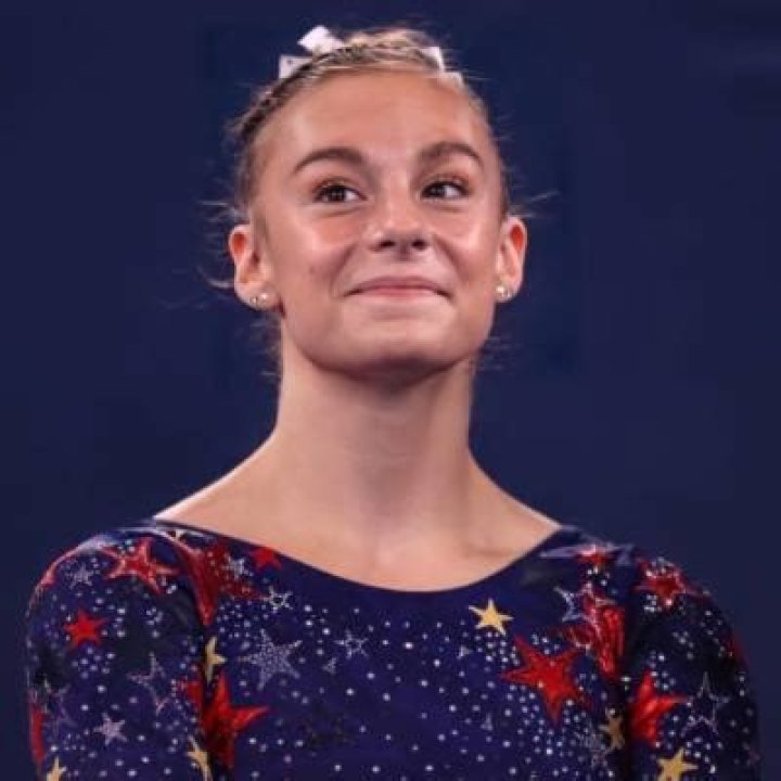 USA gymnast Grace McCallum Biography (Age, Family, Affair, Boyfriend, Parents, Earnings)