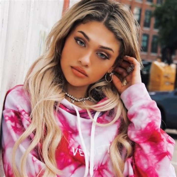 Victoria Annunziato Height, Weight, Age, Facts, Boyfriend