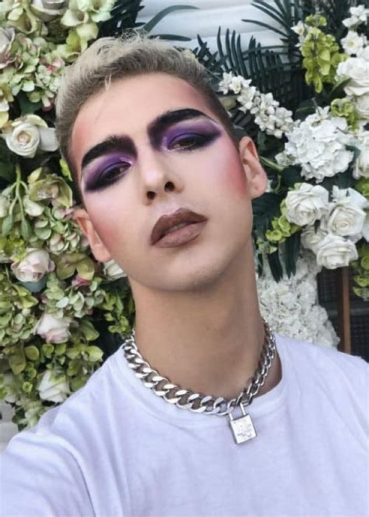 Violet Chachki Height, Weight, Age, Boyfriend, Family, Facts, Biography
