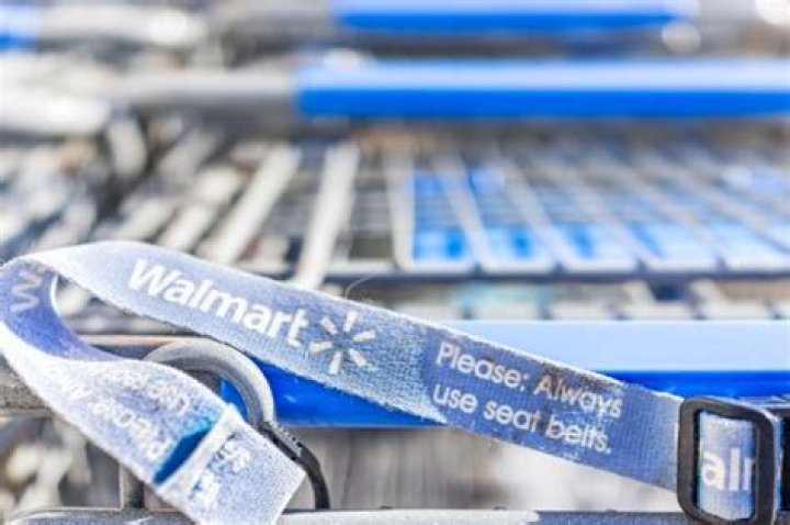 Walmart Shoppers Threaten to Boycott Over Self-Checkout Change