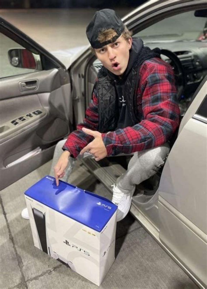 Wehoopin Height, Weight, Age, Girlfriend, Facts, Biography