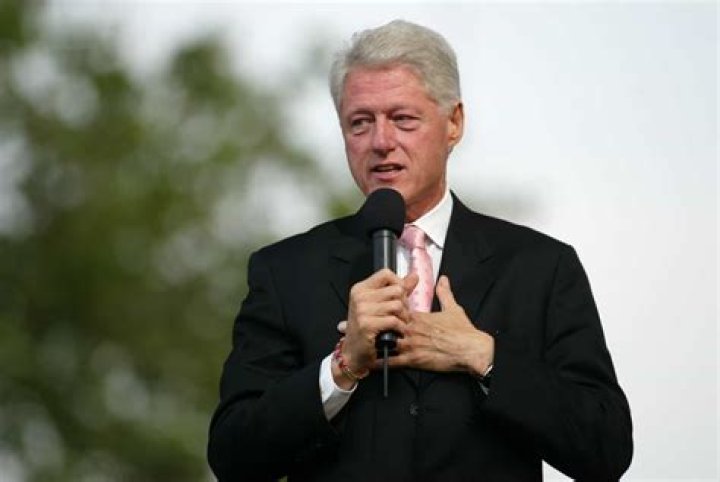 What Does Bill Clinton Eat for Breakfast?