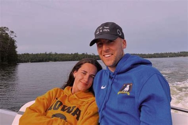 Who is Caitlin Bell Dating Now?