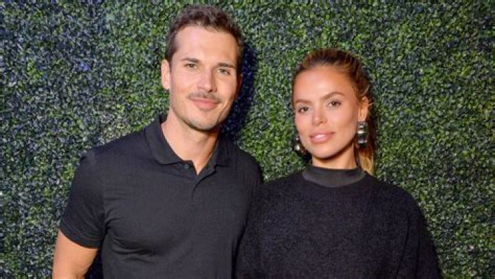 Who is CNDBLOOD Dating Now?