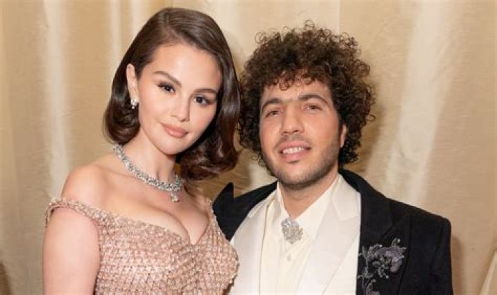 Who is Ellie Rowsell Dating Now