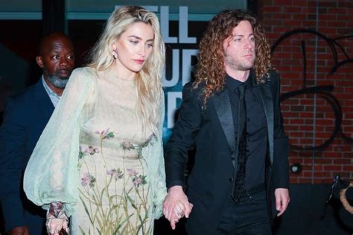 Who is Justin Long Dating Now?