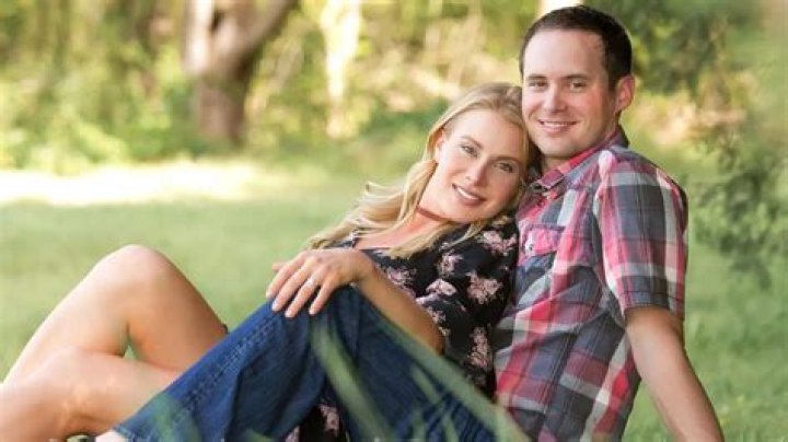 Who is Kaitlyn Vincie Dating Now