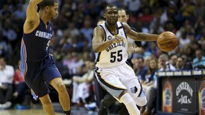 Who is Keyon Dooling Dating Now