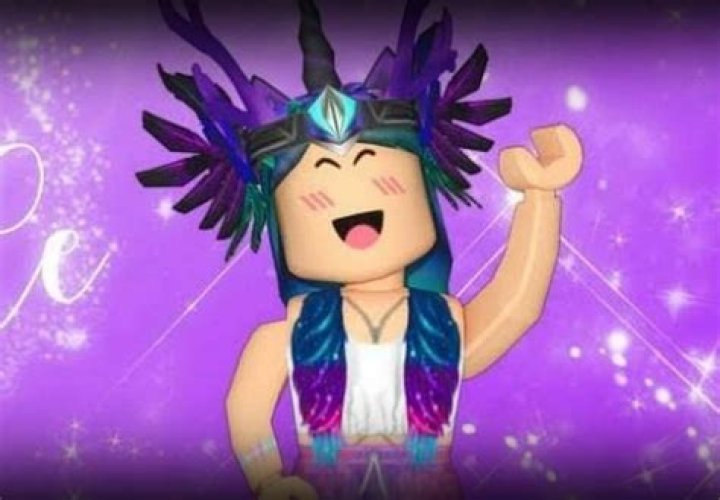 Who is Lizzy Watts Dating Now?