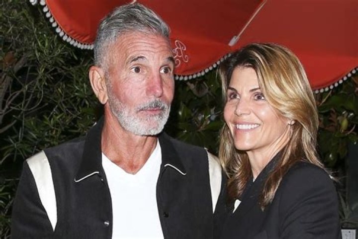 Who is Lori Loughlin Dating Now?