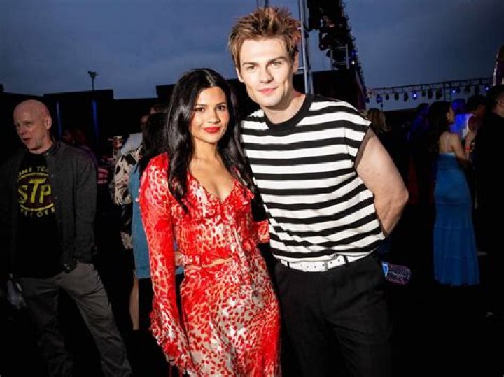 Who is Nikki Gould Dating Now?