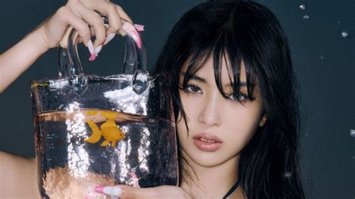 Who is Sophia Ewaniuk Dating Now