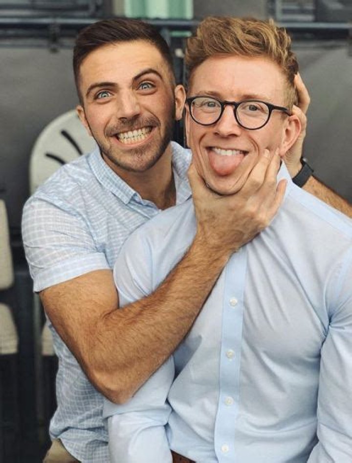 Who is Tyler Oakley Dating Now