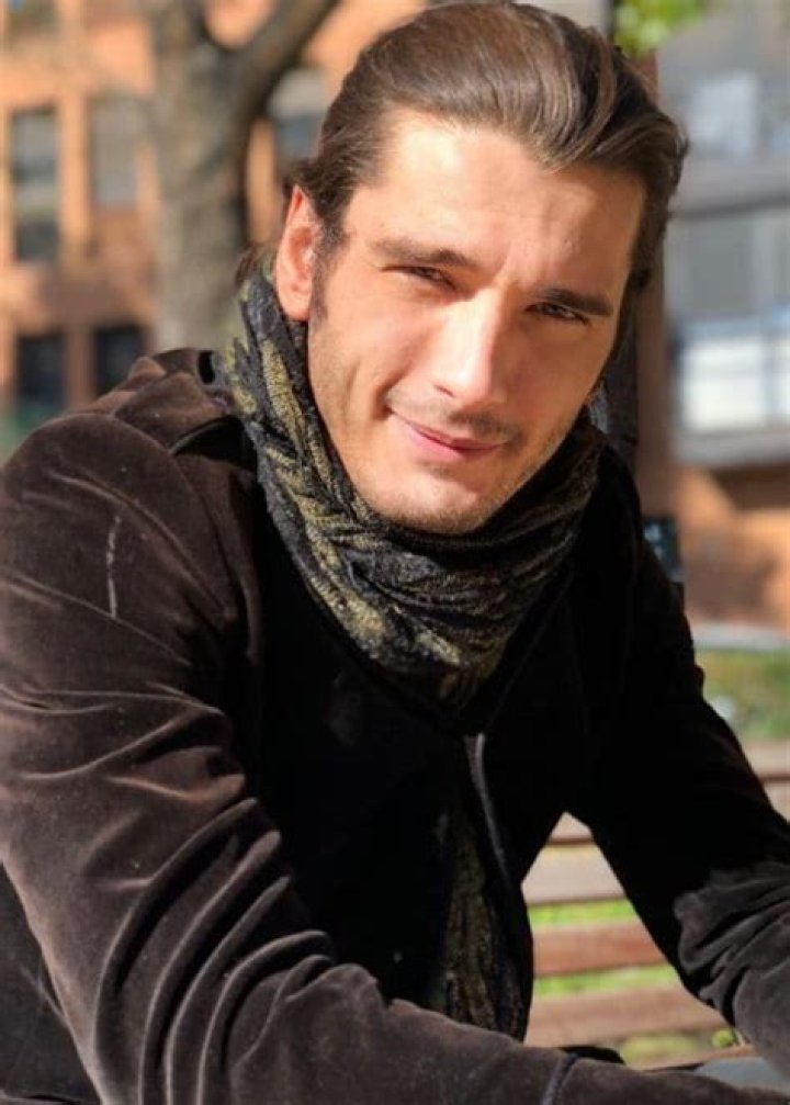 Yon González Height, Weight, Age, Girlfriend, Family, Facts, Biography