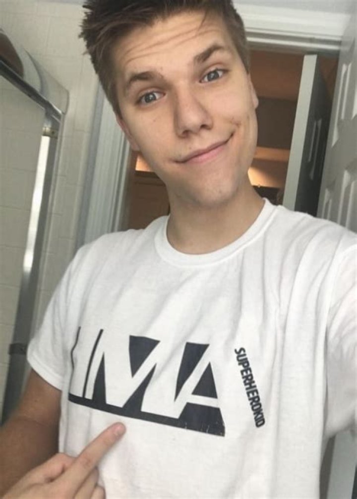 Zane Nixon Height, Weight, Age, Body Statistics